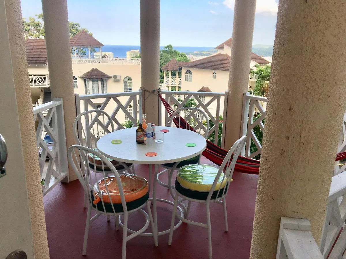 #D1 Castle Studio Wifi King Bed Ocho Rios Jamaica